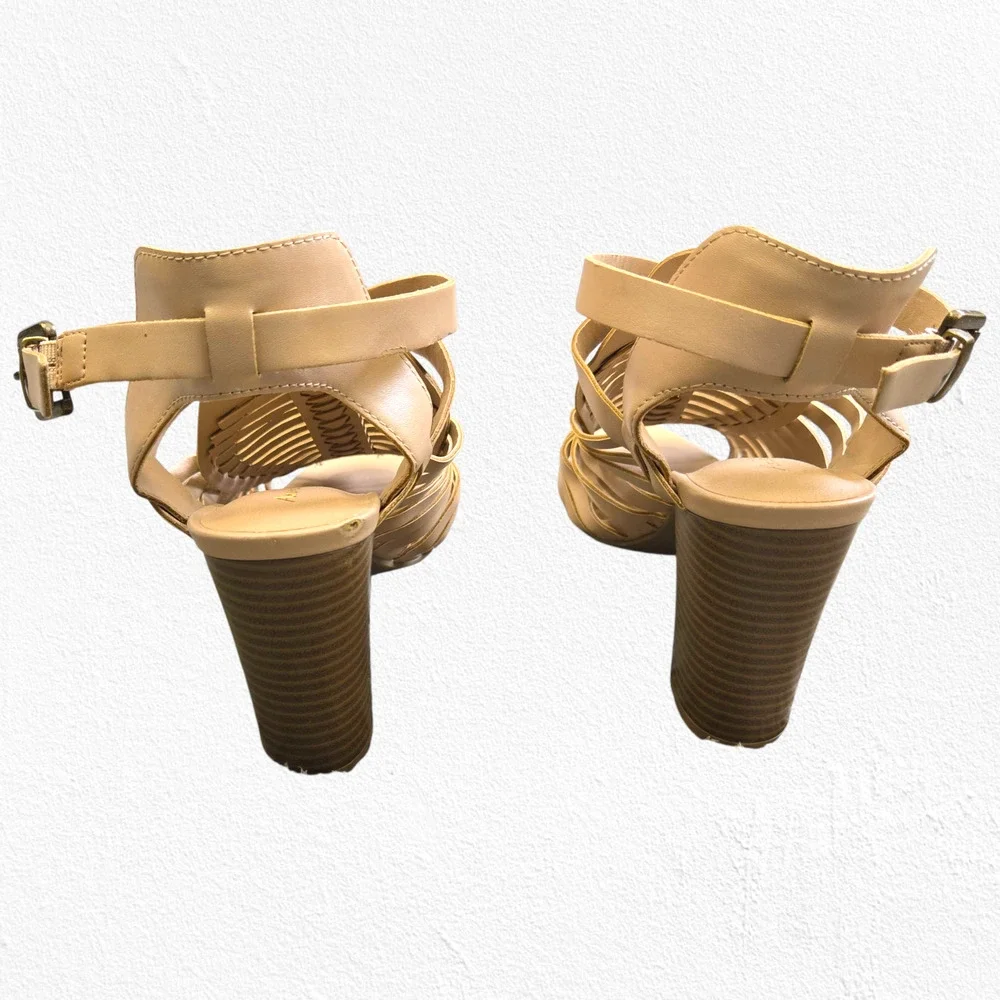 American Eagle Nude Gladiator Block Heel Sandals Size 5.5W – Strappy Caged Heels